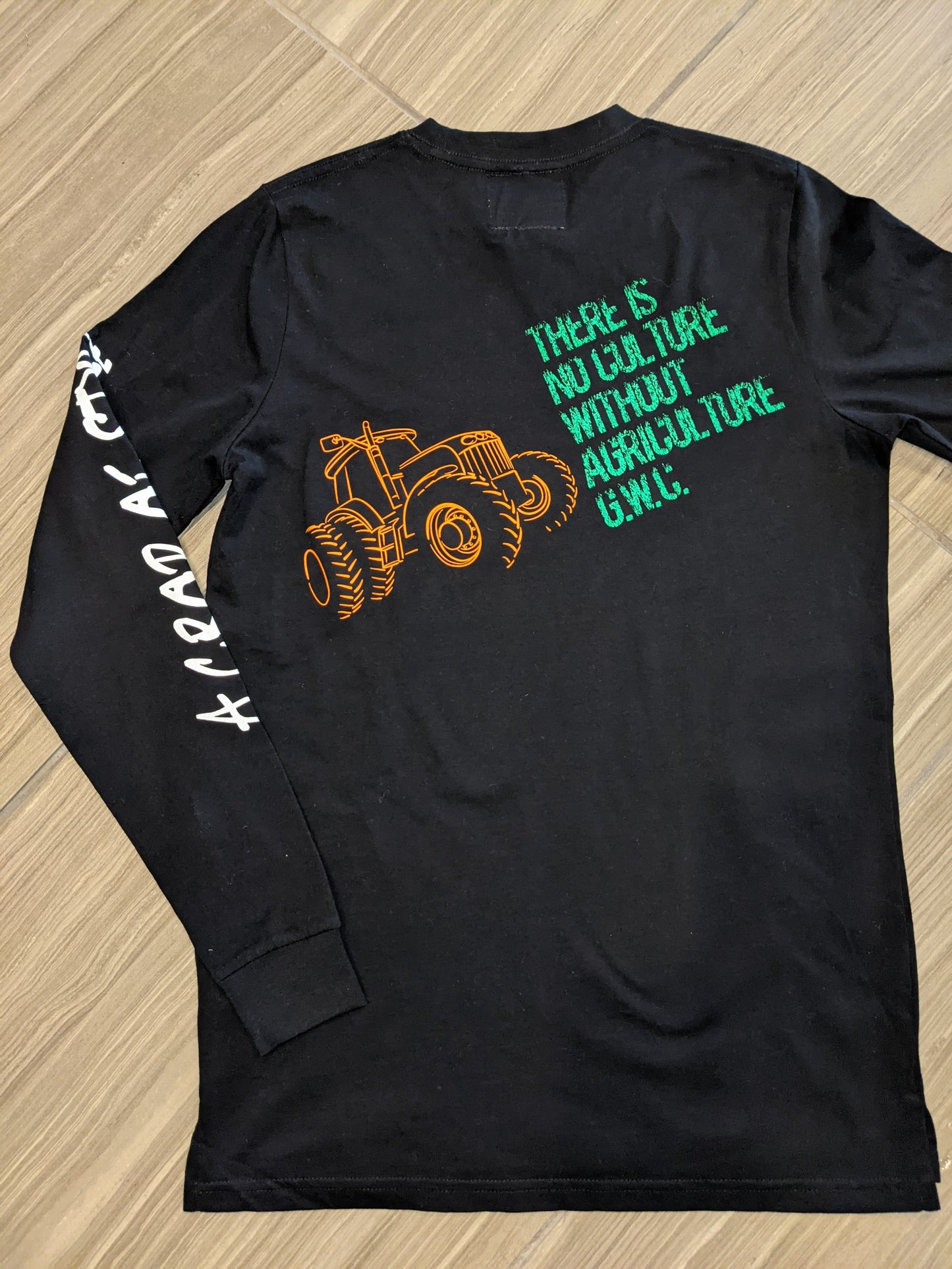 LONG SLEEVE TEE