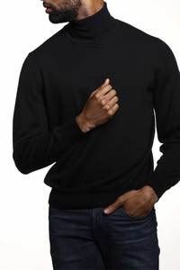 MERINO WOOL TURTLENECK SWEATER - BLACK